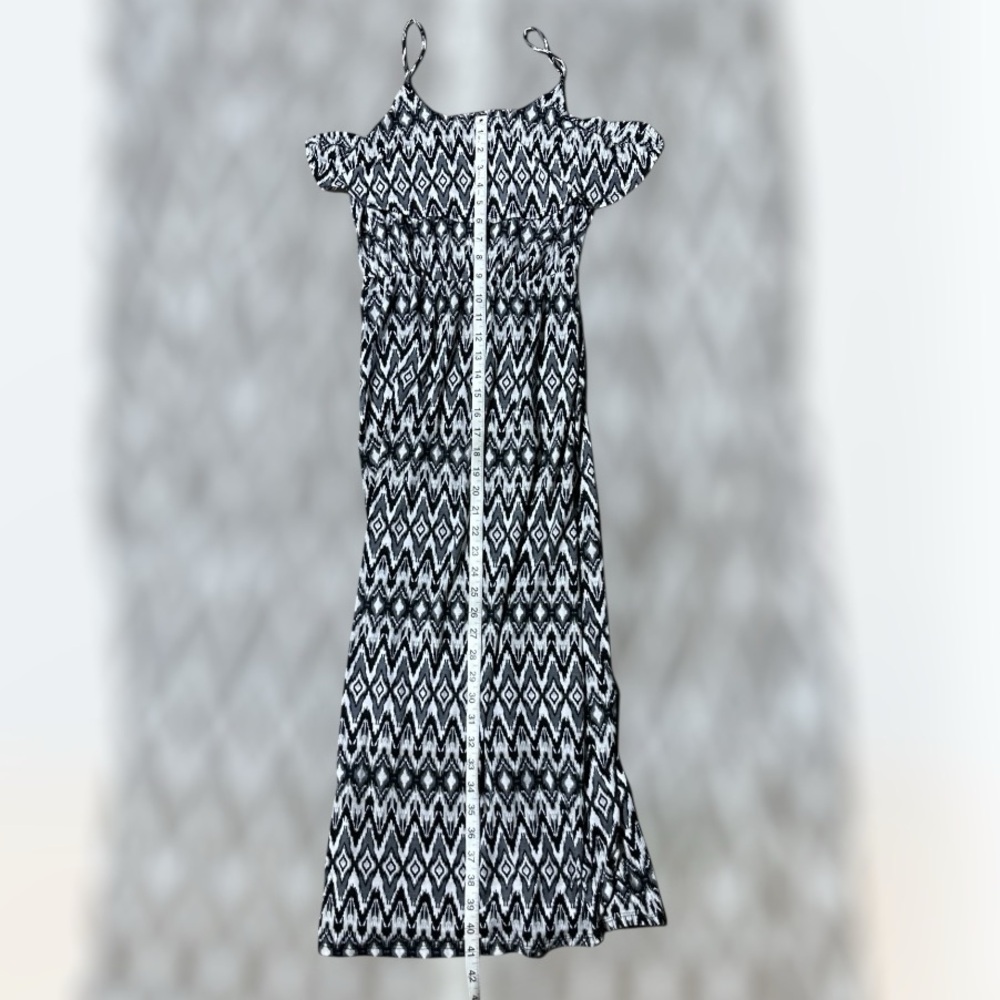 Women’s Summer Black and White Pencil Dress - Picture 7 of 8